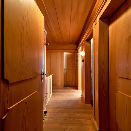 Alpine Retreat With Pool And Sauna Access *
