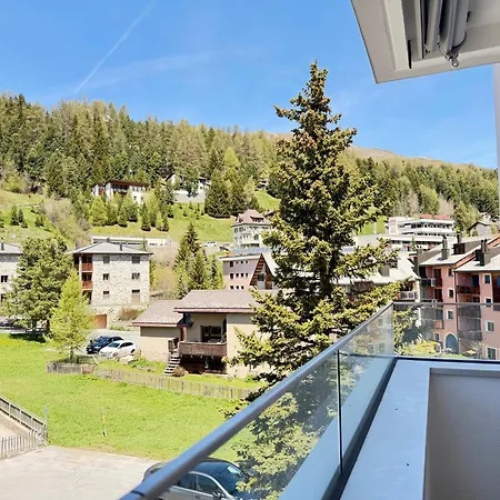 Alpine Retreat With Pool And Sauna Access Lägenhet *