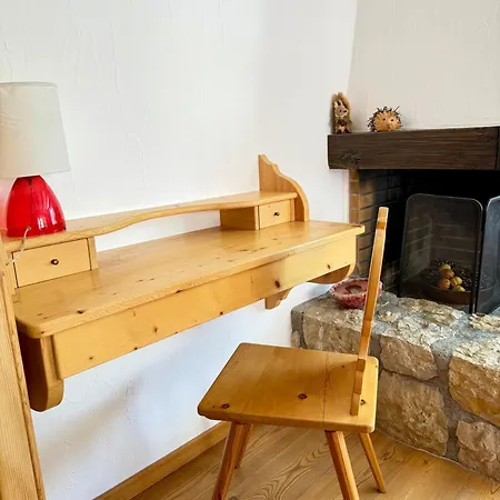 Alpine Retreat With Pool And Sauna Access Lägenhet